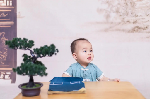 衡阳五个月宝宝可以站吗 衡阳五个月宝宝可以站吗